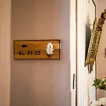 Zur Post Otel