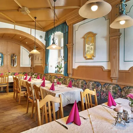 Zur Post Hotel