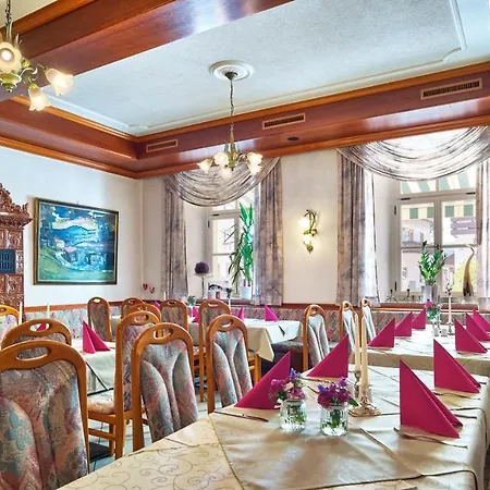 Hotel Zur Post 3*