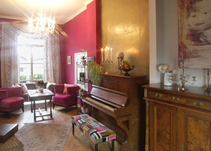 Zur Post Hotel Lam